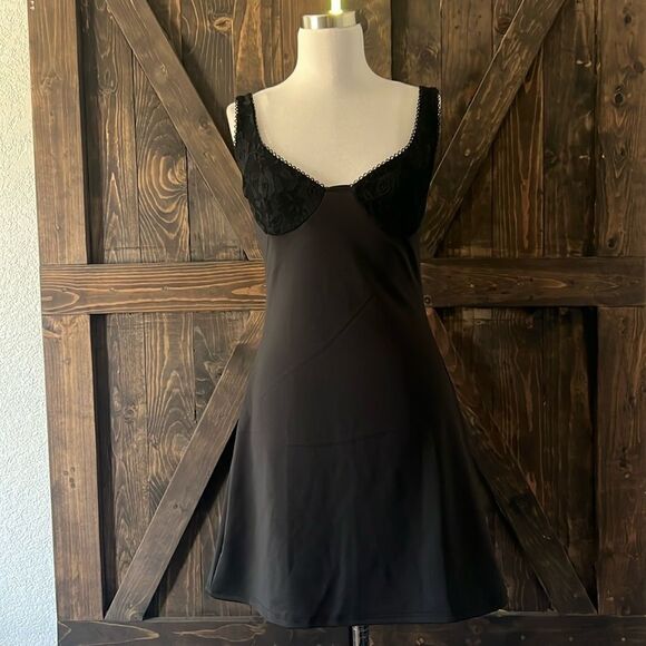 Elegant Short Dress Square Neck Lace Trim Bodycon Sleeveless Black Dress - Picture 4 of 11